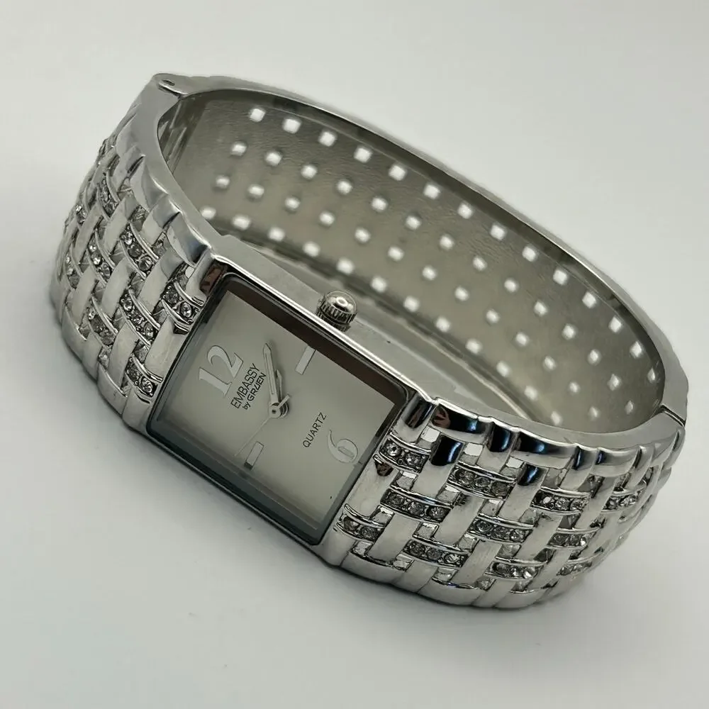 Embassy by Gruen Silver Tone Crystals Bangle Women’s Watch Working New Battery
